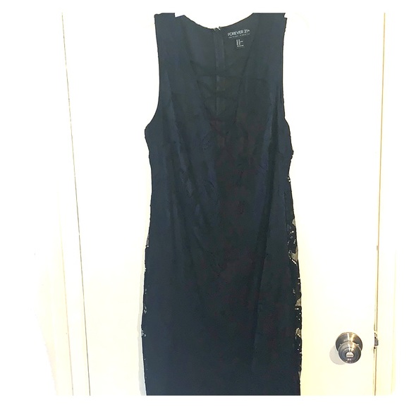 Forever 21 Dresses & Skirts - Black lace dress very cute